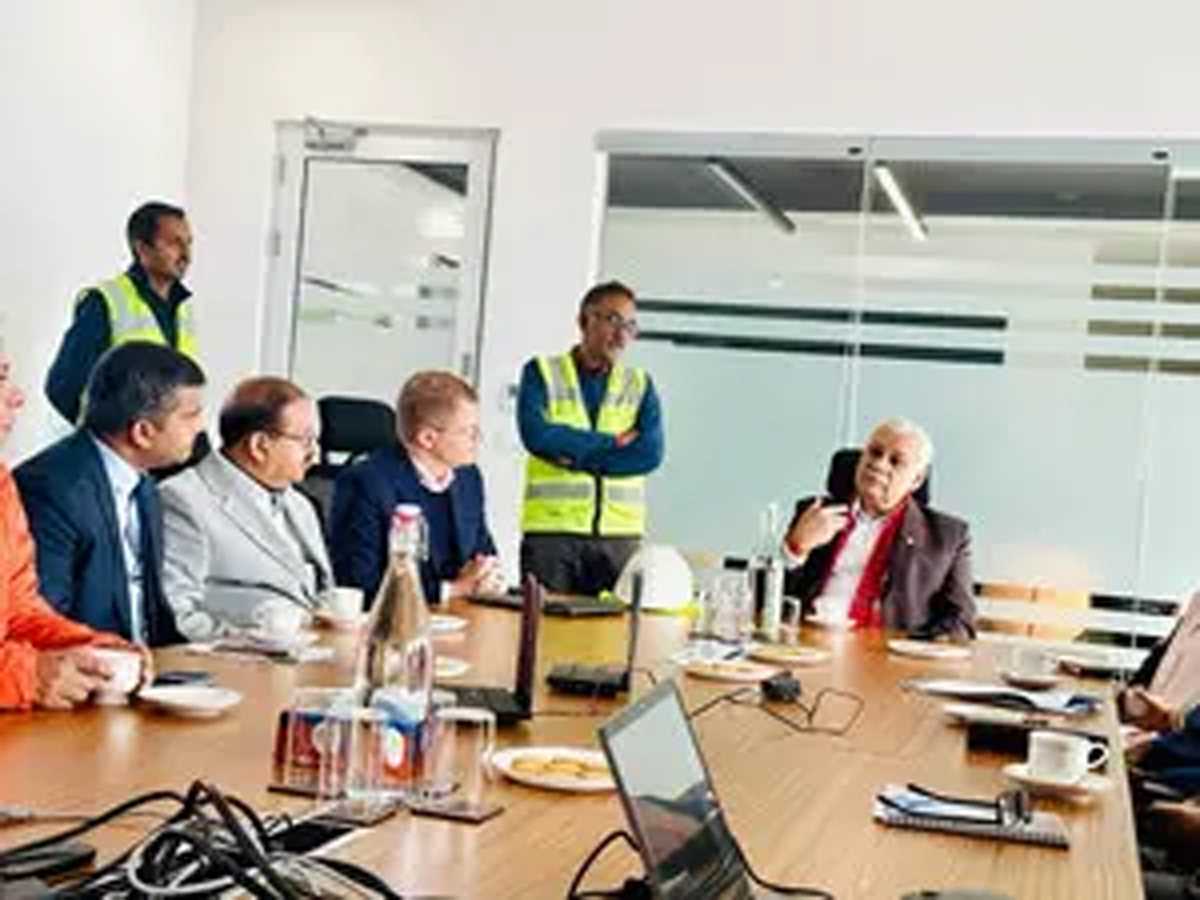 नोएडा एयरपोर्ट प्रोजेक्ट की जॉइंट कोआर्डिनेशन कमेटी की 5वीं बैठक संपन्न, मुख्य सचिव ने जायजा लिया